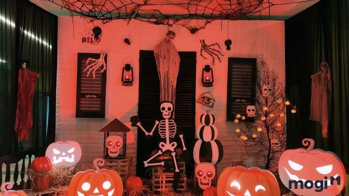 cách trang trí halloween cho quán cafe