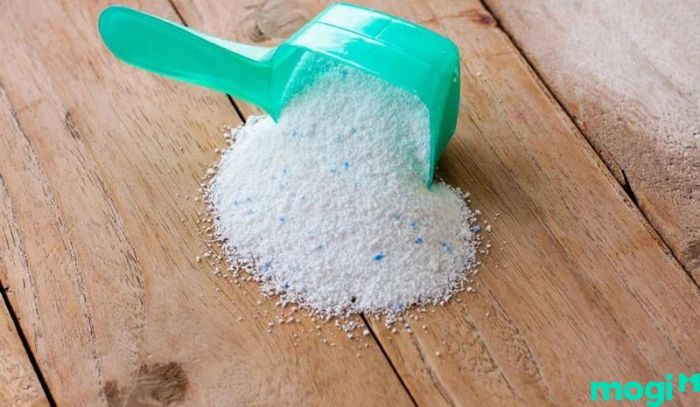 Pha xà phòng với nước là phương pháp đuổi ong được nhiều bà nội trợ ưa chuộng nhờ vào tính hiệu quả và dễ dàng thực hiện.