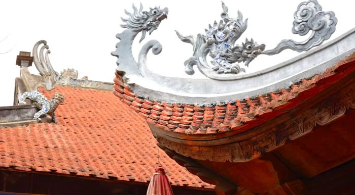 The Thu Khanh temple in Dong Ngac stands as a testament to over 350 years of history.