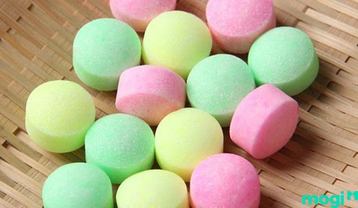 Sử dụng long não là một trong những cách đơn giản và hiệu quả nhất để đuổi ong khỏi nhà.
