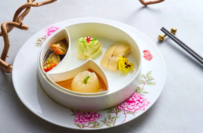 In Hong Kong, Ningbo cuisine is often mistaken for Shanghai cuisine. As a result, Wu has collaborated with Yong Fu to develop a tasting menu tailored for local diners.