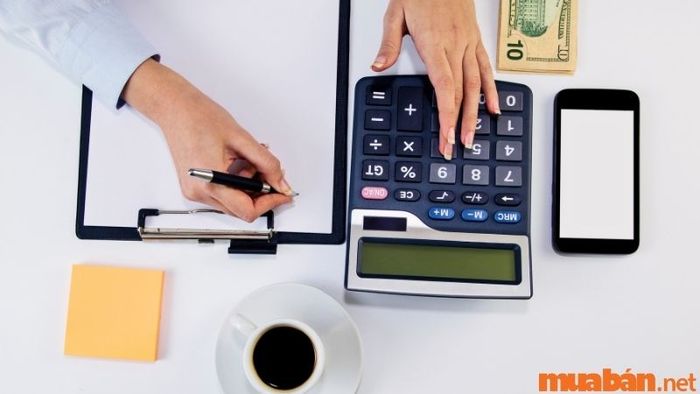 Chi phí của SMS Marketing thường ít tốn kém hơn so với các phương thức quảng cáo khác.