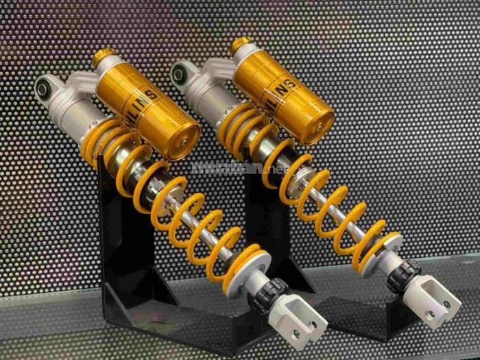 Mẫu phuộc xe với chức năng Rebound - Compression tối ưu, giúp điều chỉnh linh hoạt trong mọi tình huống