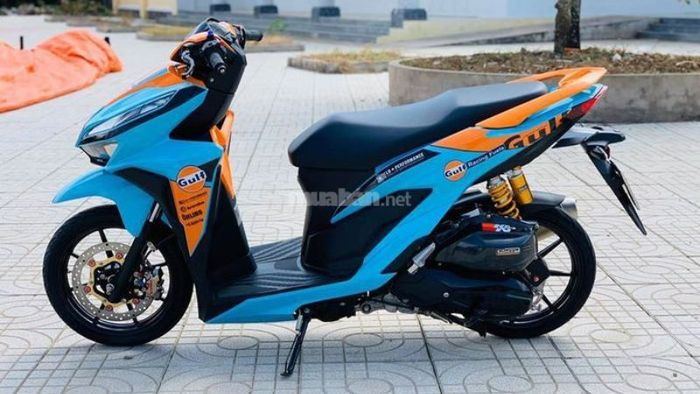 Xe Vario 150 độ dàn áo phối màu xanh cam bắt mắt, thu hút mọi ánh nhìn