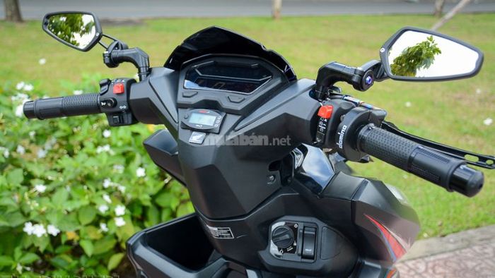 Xe Vario 150 độ đồng hồ Koso Mini 3, thiết kế nhỏ gọn và hiện đại