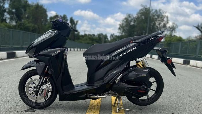Xe Vario 125 độ phuộc LCM 99% và cùm cb650