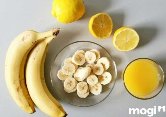 Bảo quản chuối chín lâu hơn bằng cách bôi nước chanh lên chuối