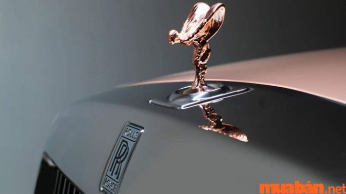Xe Phantom là loại xe gì và xuất xứ từ đâu?