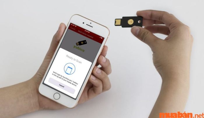 Yubikey là gì và công dụng của khóa bảo mật này là gì?