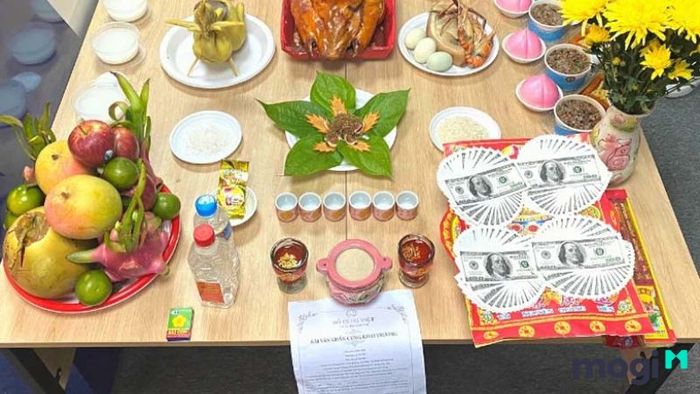 Lễ vật và văn khấn đầy đủ cho ngày khai trương tuổi Tỵ là yếu tố quan trọng giúp mọi việc diễn ra thuận lợi.
