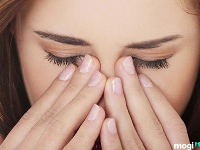 Giật lông mày trái trong khoảng thời gian từ 21h00 đến 23h00 có thể là dấu hiệu của sự may mắn đang đến với bạn.