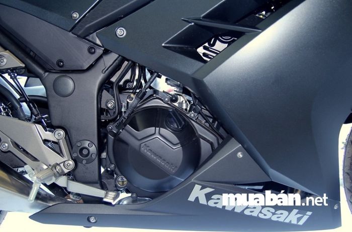 Kawasaki Ninja 300 được thiết kế tỉ mỉ, chú trọng đến từng chi tiết nhỏ nhất.
