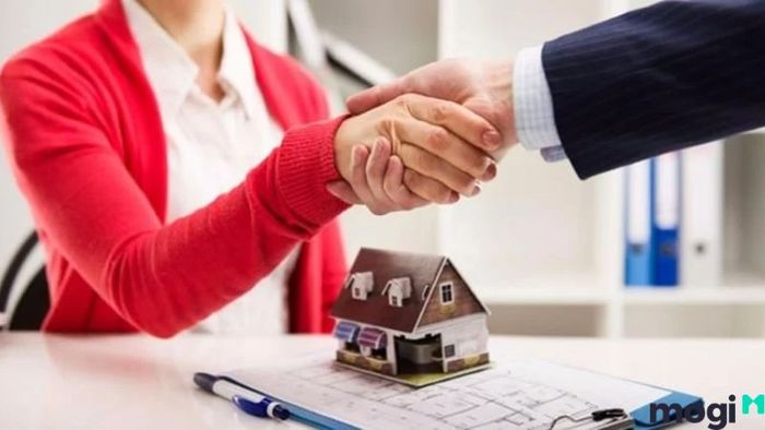 Để duy trì một mối quan hệ lâu dài và bền vững với khách thuê, bạn cần hợp tác tốt và giữ giao tiếp thường xuyên với họ.