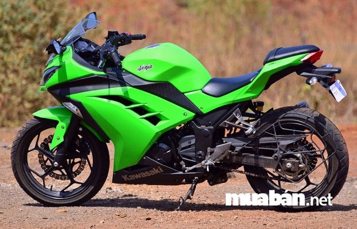 Kawasaki Ninja 300 là mẫu xe thể thao cỡ nhỏ nổi bật của thương hiệu Kawasaki.