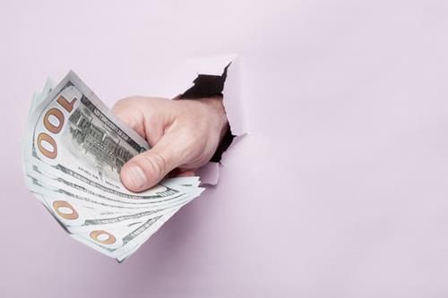 Chòm sao tìm cảm giác an toàn từ tiền bạc 1