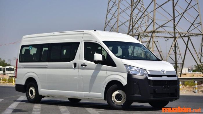 Khám phá các dòng xe 9 chỗ đã qua sử dụng tại Mytour để tìm chiếc xe phù hợp với nhu cầu và ngân sách của bạn.