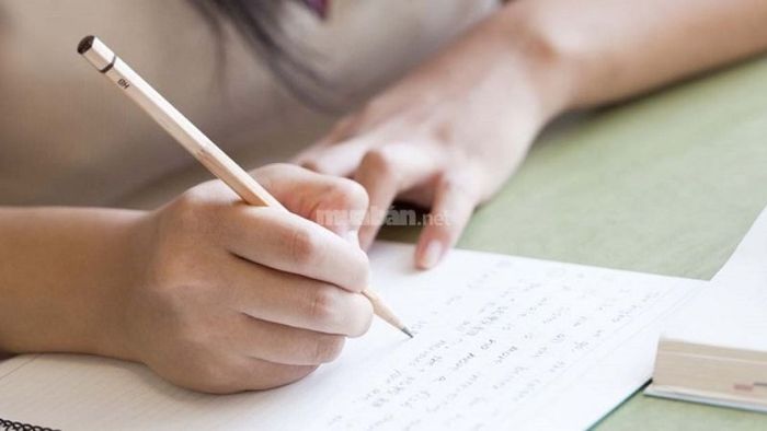 Mặc dù bạn chọn ngày đẹp để cắt tóc tháng 10 năm 2024, nhưng nên tránh thực hiện điều này trước kỳ thi.