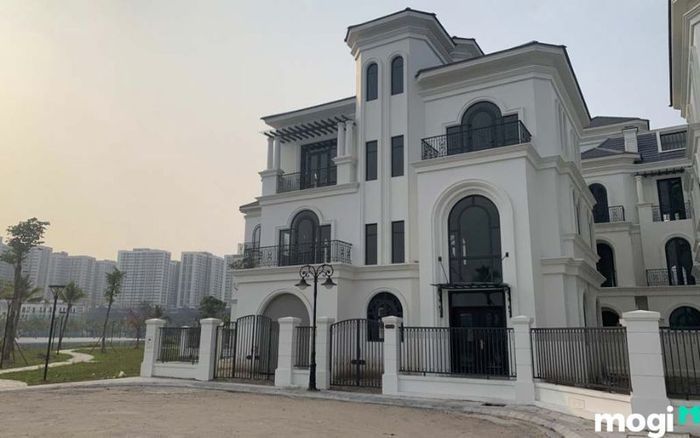 Chọn hướng xây nhà tốt theo phong thủy để đảm bảo không gian sống mang lại tài lộc và may mắn.