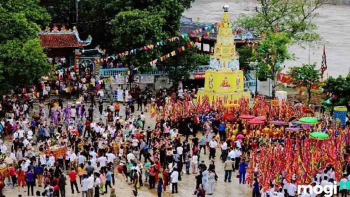 Bài văn khấn Ông Hoàng Bảy