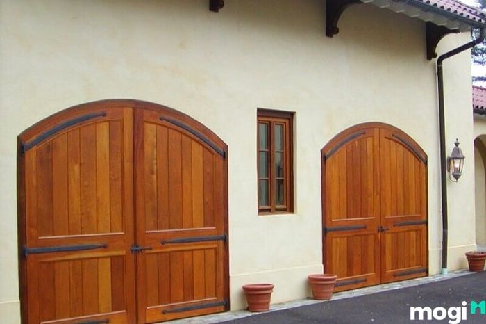 Gia chủ tuổi Mùi có thể hóa giải việc hướng nhà không hợp tuổi bằng cách thêm một cửa phụ để cải thiện phong thủy.