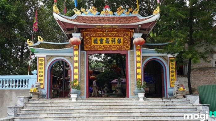 Bài văn khấn Ông Hoàng Bảy