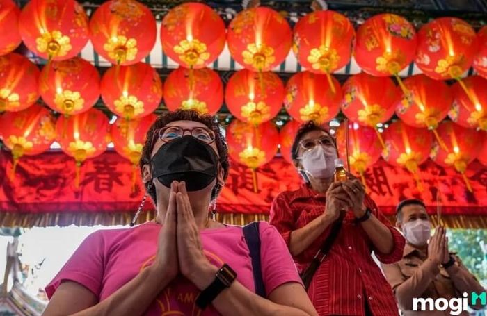 Tết Nguyên Tiêu ở Trung Quốc là dịp để chiêm ngưỡng những chiếc đèn lồng rực rỡ treo khắp nơi.