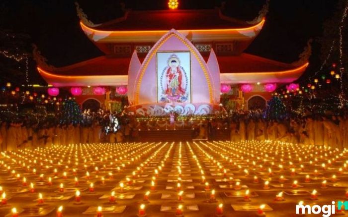Khi sao Thiên Phủ vào hạn, nó có thể mang đến ảnh hưởng sâu sắc đến vận mệnh của chủ mệnh, tác động cả về tài lộc và công danh.