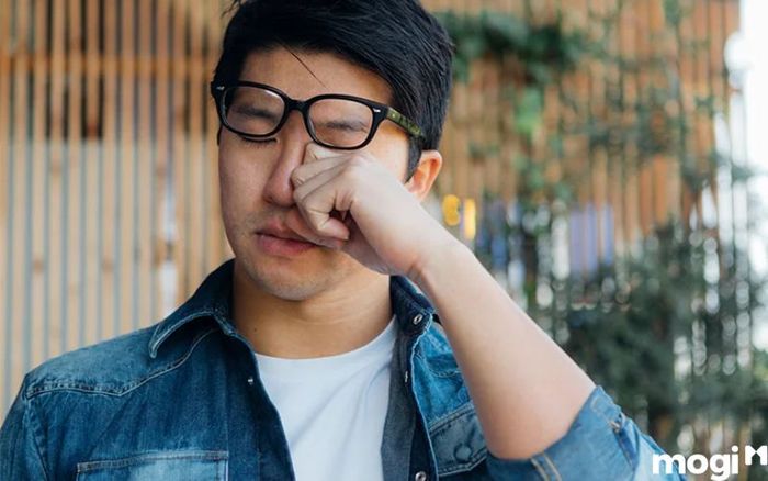Nam giật mắt phải vào giờ Dậu
