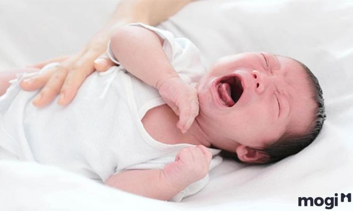 Nguyên nhân và cách đốt vía cho trẻ sơ sinh từ quan điểm khoa học