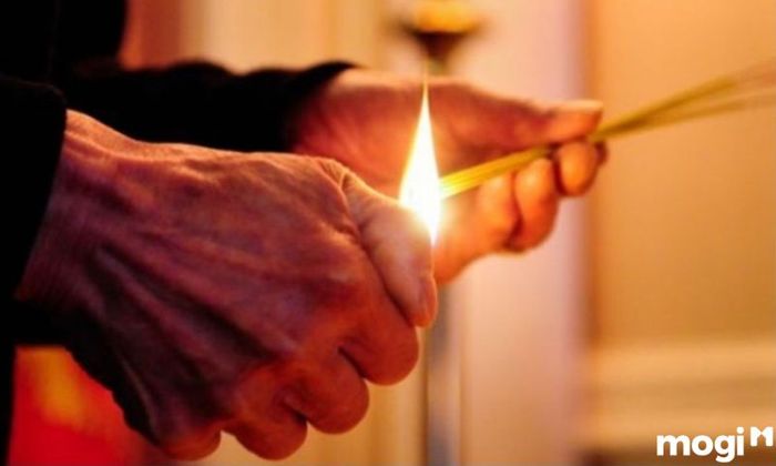 Phương pháp đốt vía cho trẻ sơ sinh bằng giấy và bài khấn