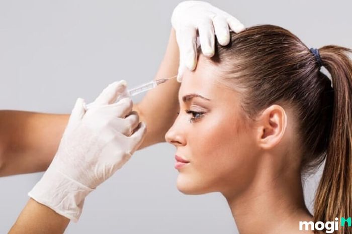 Có nhiều phương pháp thẩm mỹ giúp cải thiện và tạo hình cho trán ngắn trở nên hài hòa hơn với khuôn mặt.