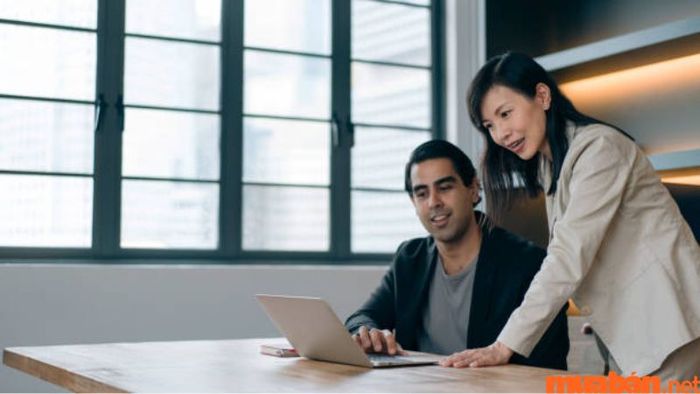 Người có chủng vân tay AU phù hợp với cách học và làm việc theo phương pháp hướng dẫn trực tiếp