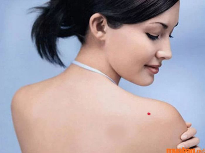 7 vị trí nốt ruồi mang lại tài lộc và phú quý