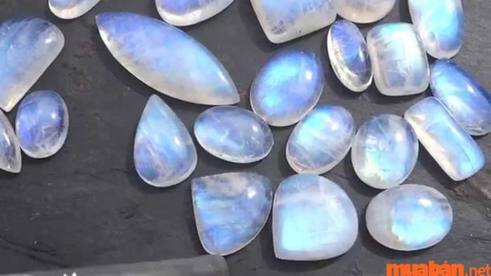 Đá MoonStone