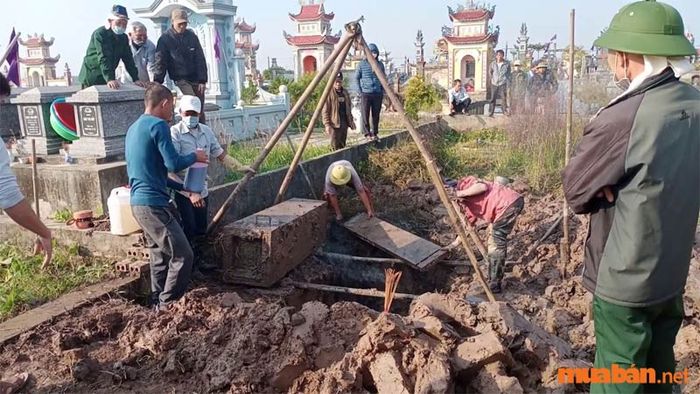 Chọn vị trí để an táng mộ