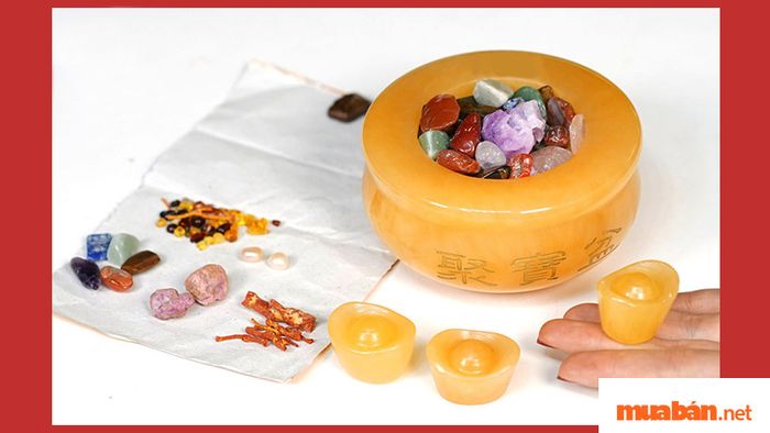 Việc sử dụng cốt thất bảo mang lại ý nghĩa phong thủy sâu sắc, hỗ trợ cho các pháp khí trong không gian thờ cúng.