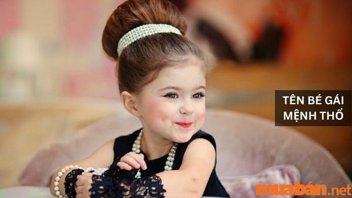 Tên con gái đẹp phù hợp với mệnh Thổ, mang đến sự ổn định và sức mạnh cho cuộc sống của bé.