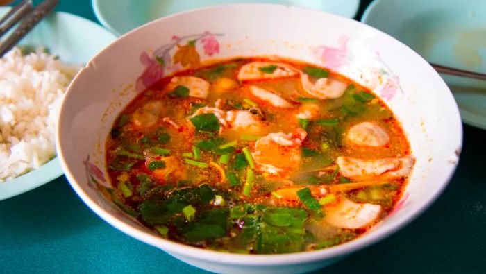 40 Thai Dishes: 1 - Tom Yum Goong