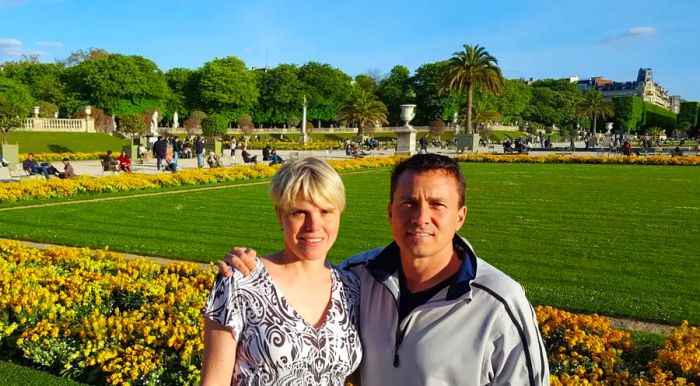 Dan and Esther in the Jardin du Luxembourg, nearly twenty years after their first visit.