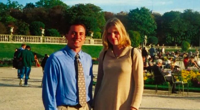 After lunch, Dan and Esther wandered through the Jardin de Luxembourg. They asked someone nearby to capture this photo of the two of them.