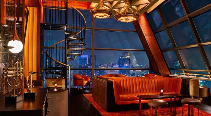 Lennon’s is the rooftop bar perched on the upper floors of the Rosewood Bangkok.