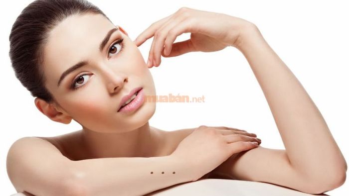 Sở Hữu 3 Nốt Ruồi Thẳng Hàng: May Mắn Hay Xui Rủi?
