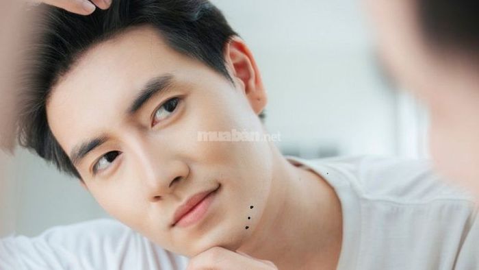 Khám Phá Ý Nghĩa 3 Nốt Ruồi Xếp Thẳng Hàng: Trên Mặt, Cổ, Và Các Vị Trí Khác