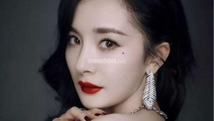 Ý nghĩa của nốt ruồi lệ ở phụ nữ tại mắt trái là gì?