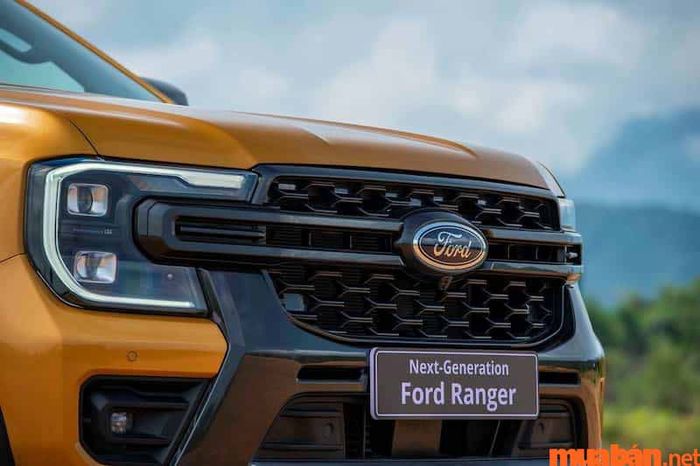 Giá xe Ford Ranger hiện nay