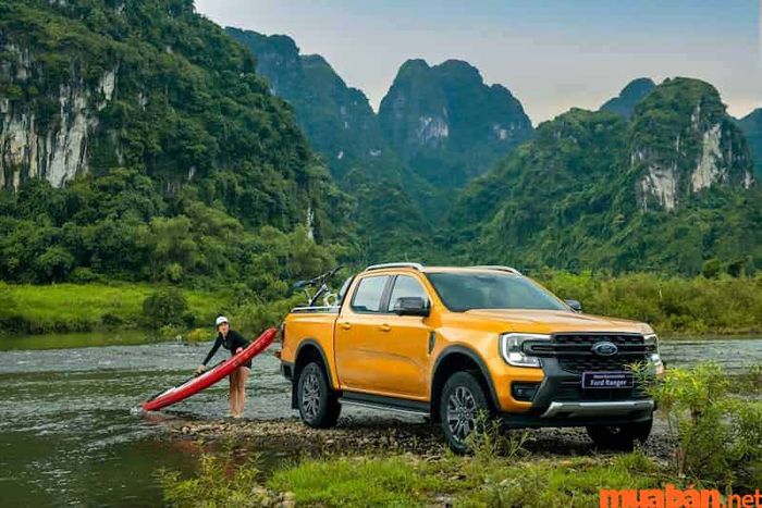 Giá xe Ford Ranger hiện nay