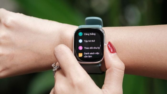 Apple Watch hỗ trợ theo dõi chu kỳ kinh nguyệt như thế nào và hoạt động ra sao?