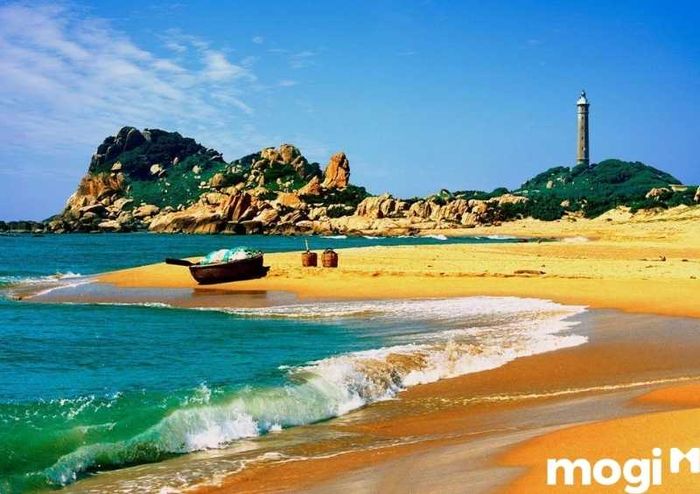Tết này, bạn đã chọn được điểm du lịch nào chưa? Bãi Rạng – Phan Thiết Mũi Né, một địa điểm lý tưởng cho kỳ nghỉ Tết.