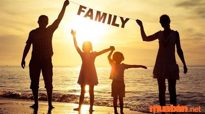 Nam mạng Canh Tý cần học cách cân bằng giữa công việc và tình cảm để giữ gìn hạnh phúc gia đình.