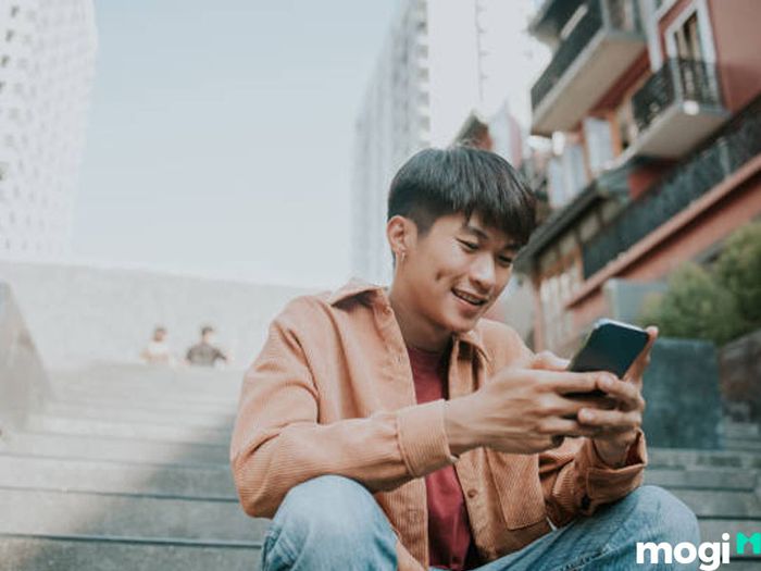 Cung Bảo Bình nam rất sáng tạo và luôn tìm ra những cách mới mẻ để làm mọi thứ thú vị hơn.